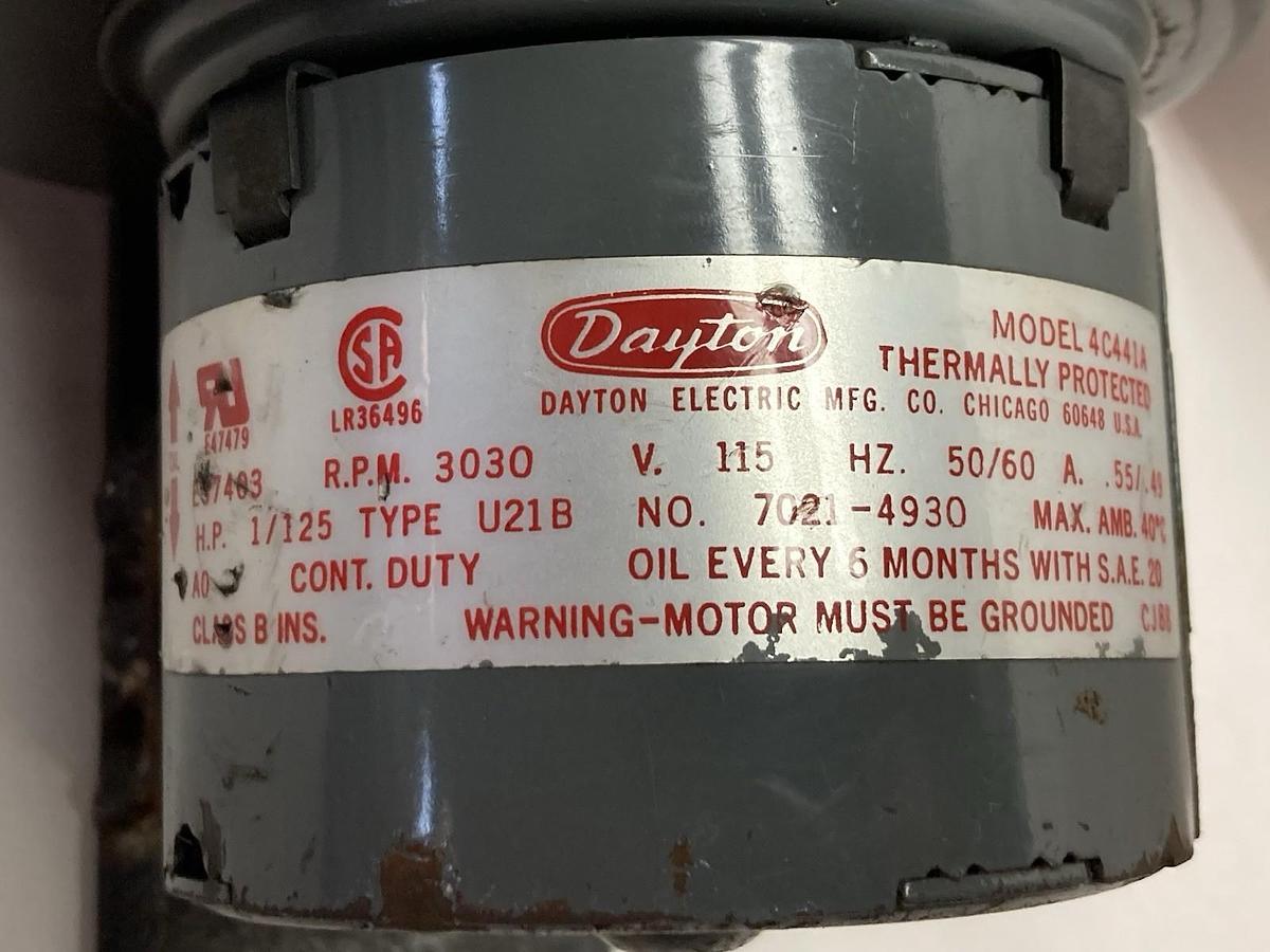 Used Dayton,Model 4C443A,Blower Motor 115V 50/60Hz 3030RPM 1/125Hp