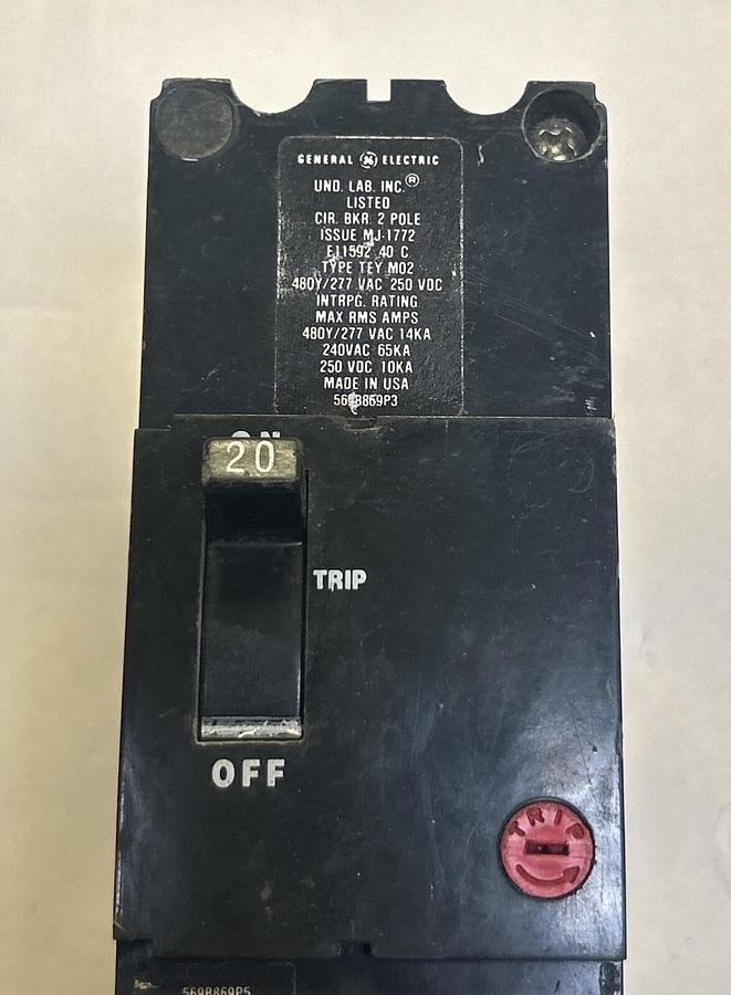 Used GENERAL ELECTRIC,TEYM0220,CIRCUIT BREAKER 20A 277V 2P