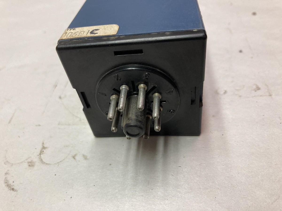 Used General Electric,CR2940UJ200B,Light Push Button