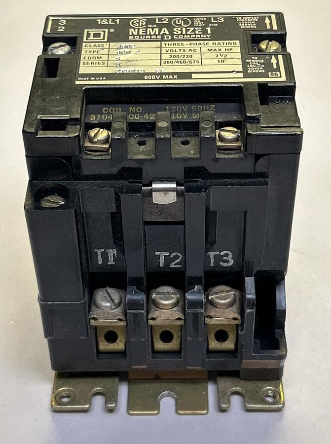 Used SQUARE D,8502SC02,CONTACTOR NEMA SIZE 1
