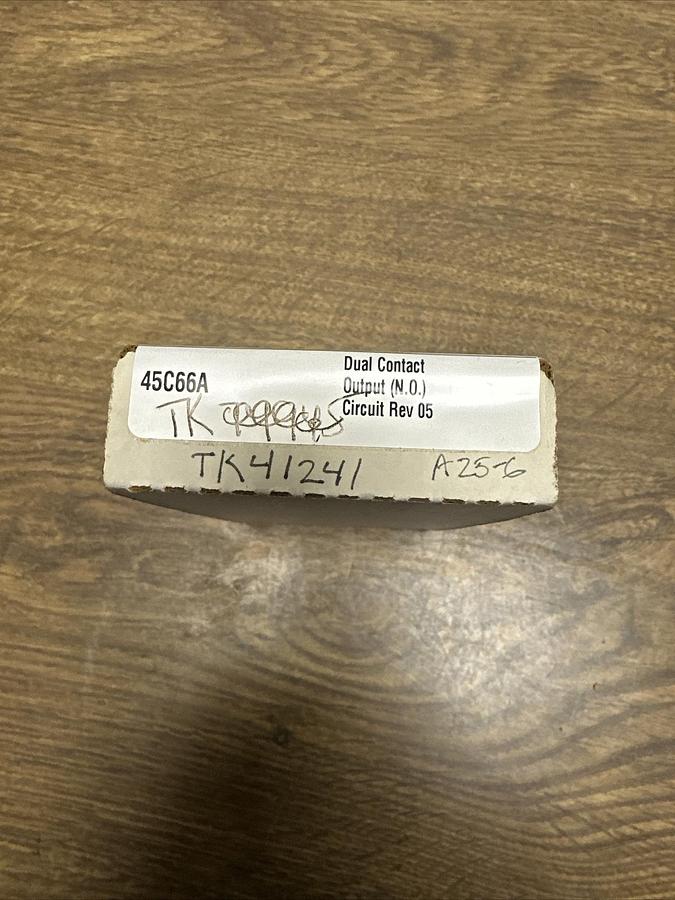 Used Reliance Electric,45C66A,Dual Contact Output Module