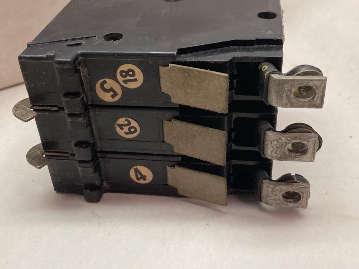 Used Cutler-Hammer,CU-AL,3-Pole Torque Circuit Breaker General Electric 10A