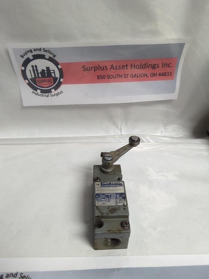 Used SQUARE D,C54A,LIMIT SWITCH CLASS 9007 SER A TYPE C054 PRE-OWNED