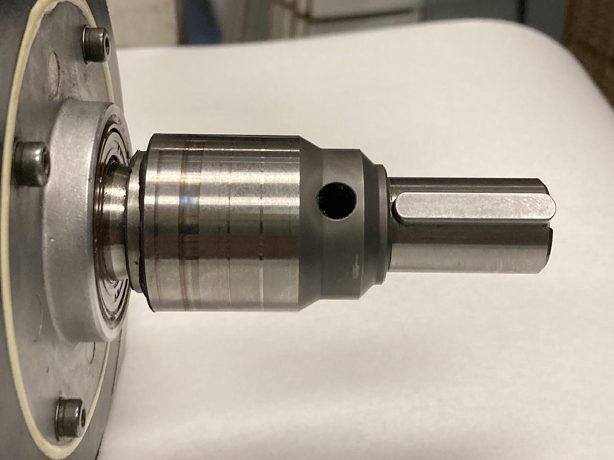 Used Yaskawa Electric,SGMDH-12A2A-YRA1,AC Servo Motor