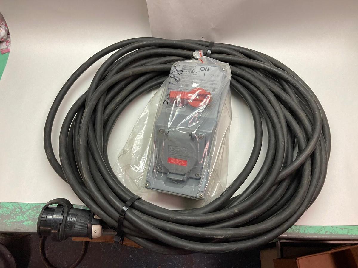 Hubbell,Type 4X 12,Disconnect Circuit-Lock Switch 20A 480VAC Max