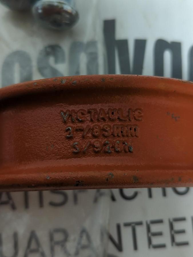 VICTAULIC,STYLE 920N-T,3X3/4 MECHANICAL-T OUTLET HOLE SIZE 1-1/2 IN/38.1MM NOS