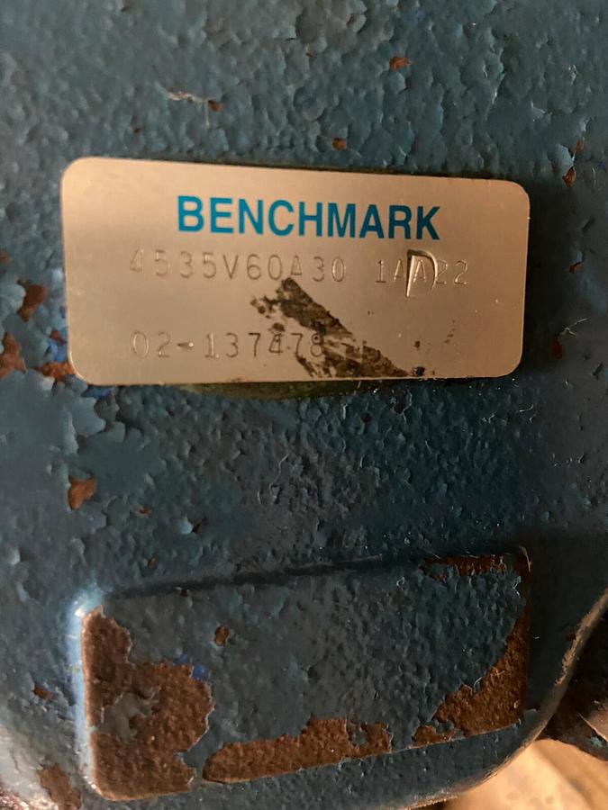 Used Bench Mark,4535V,Hydraulic Pump 4535V60A30-1AD22-02-137478