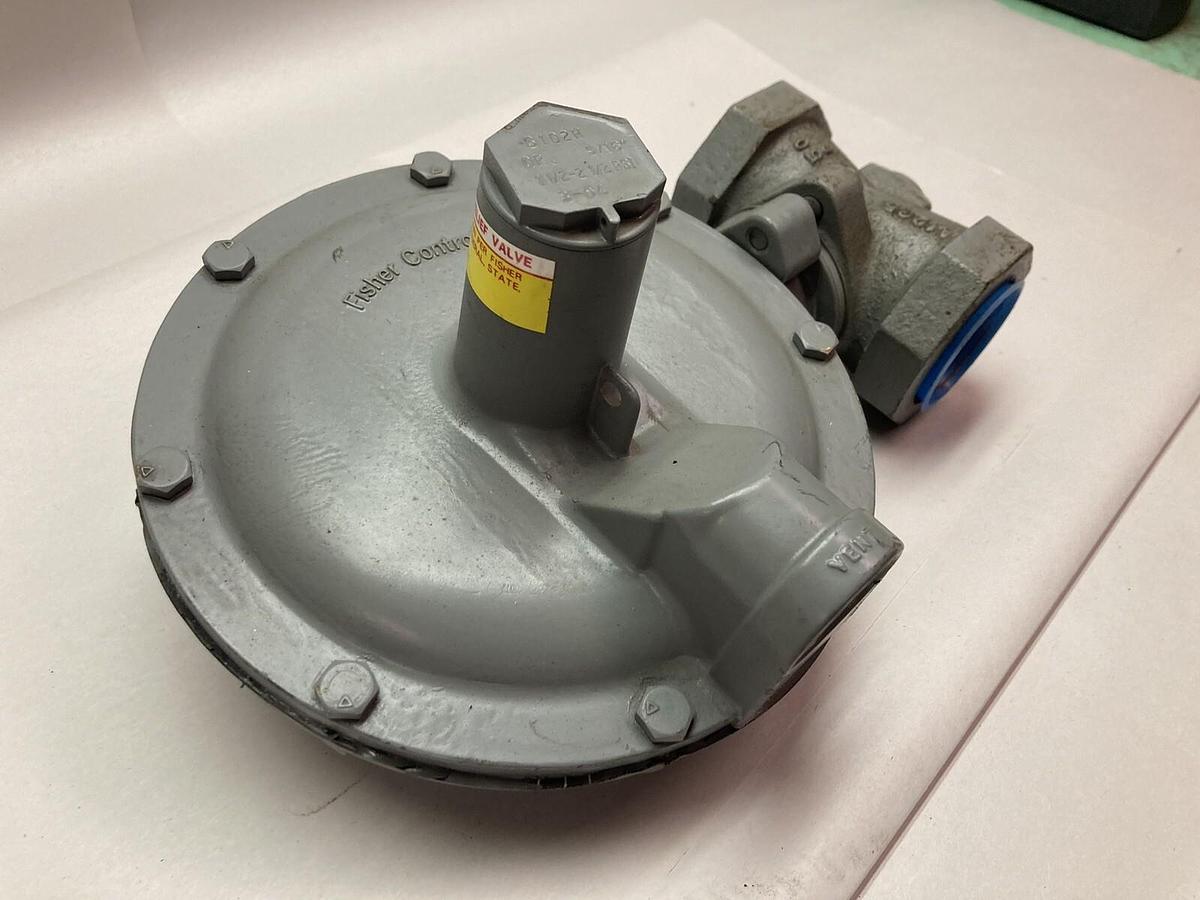 Used Fisher Controls,S102H,Pressure Regulator 5/16 Inch Port 1-1/2 to 2 1/2 PSI