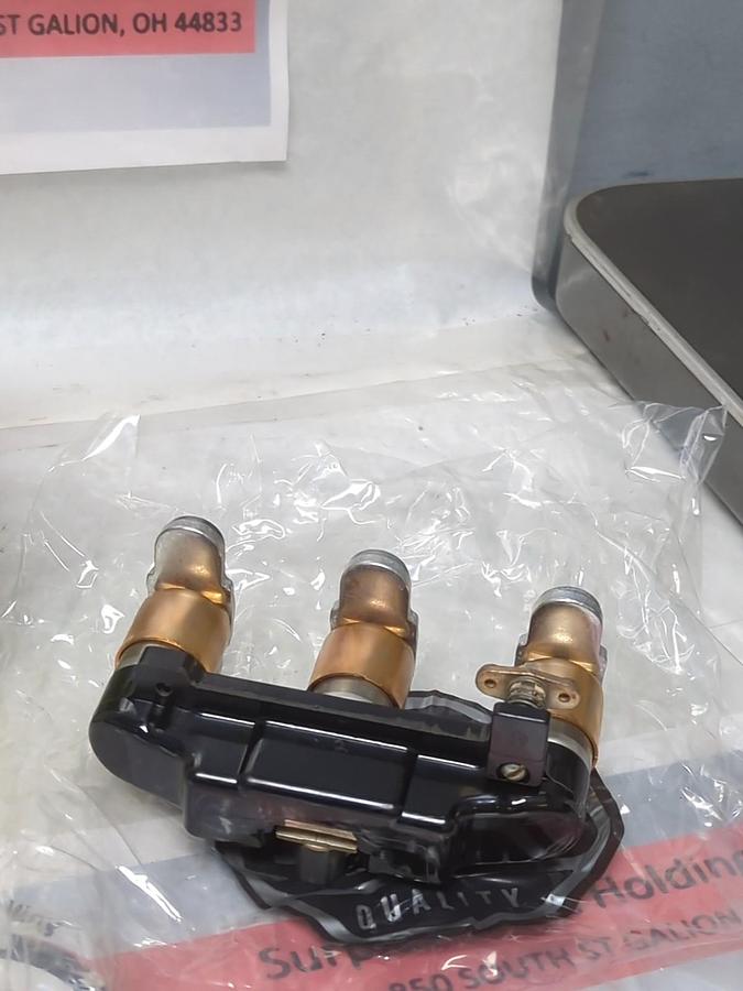 ALLEN BRADLEY,X 49476,CROSS BAR ASSY W/ 3 NO. CONTACTS FOR SIZE 2 50 AMP NOS