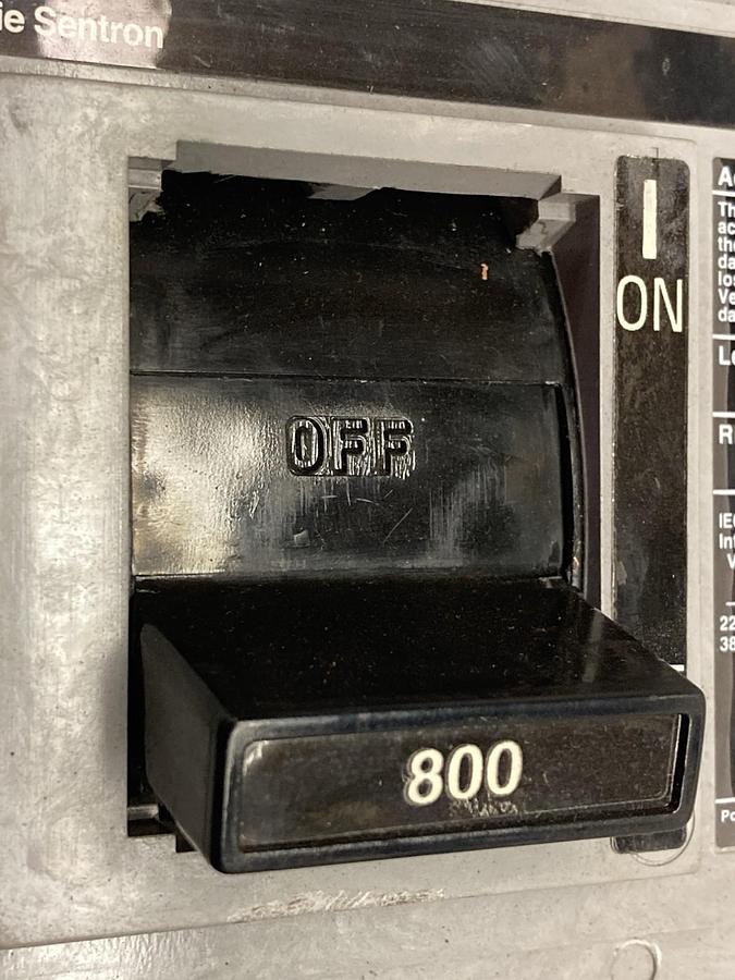 Used Siemens,LMXD63B800,3-Pole Circuit Breaker 800A 600V