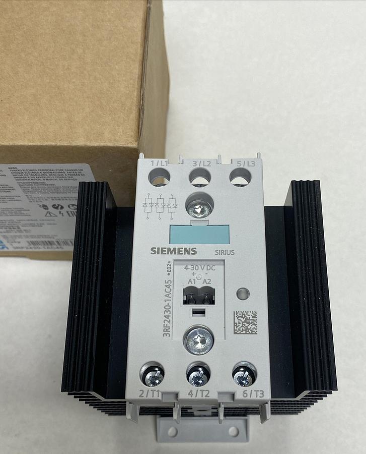 Used SIEMENS,3RF2430-1AC,SOLID STATE CONTACTOR 3-PHASE 3 POLE 30A 48-600V NEW