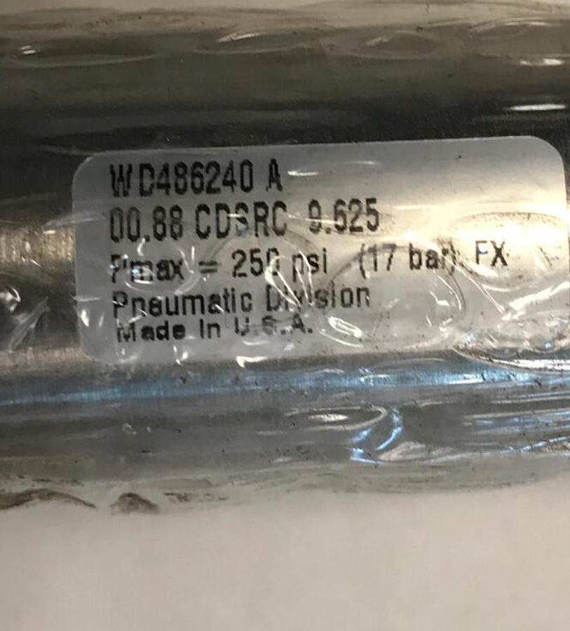 Parker,WD48640-A,Pneumatic Cylinder New in Plastic NOS