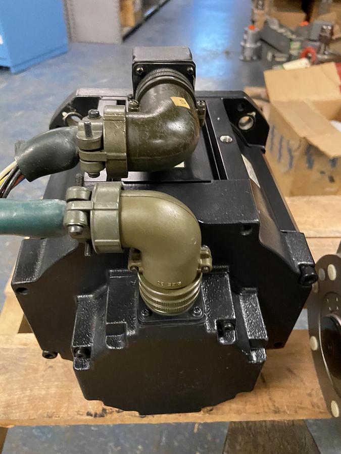 Used Yaskawa,USADED-22YR33,Servo Motor
