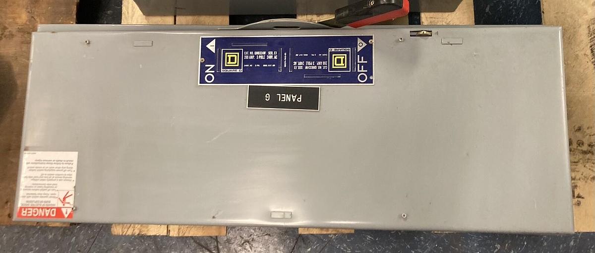 Used Square D,QMB324W,3-Pole Fusible Branch Panelboard Switch 200 Amp 240V Ser E1
