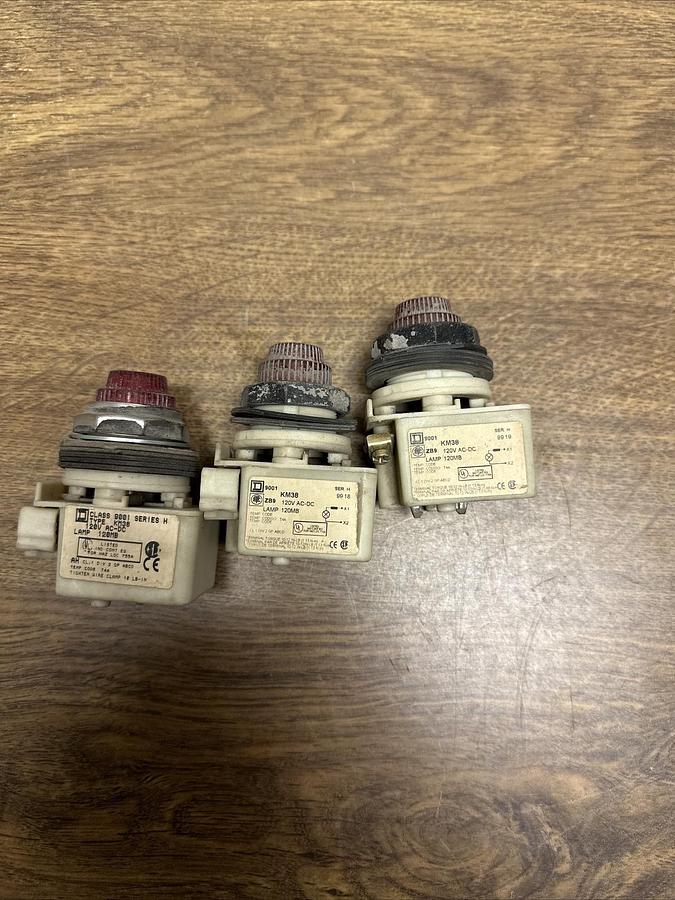 Used Square D,9001-KM38,Red Pilot Light LOT of 3