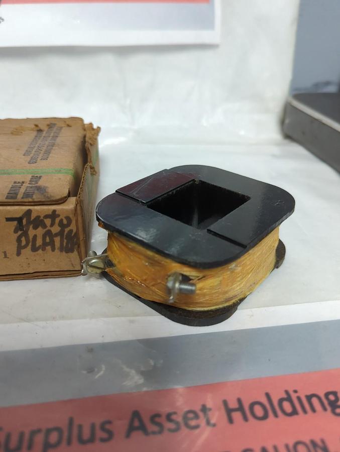 GENERAL ELECTRIC,3022081,COIL 220V NOS