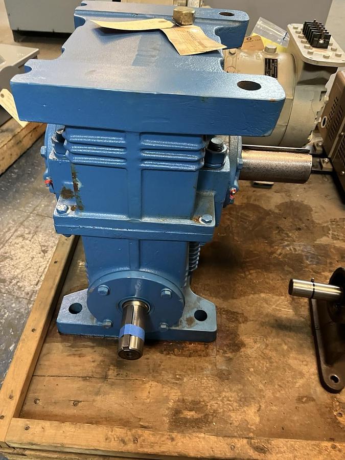 DELROYD,SIZE E-70,SINGLE WORM GEAR REDUCER RATIO 40