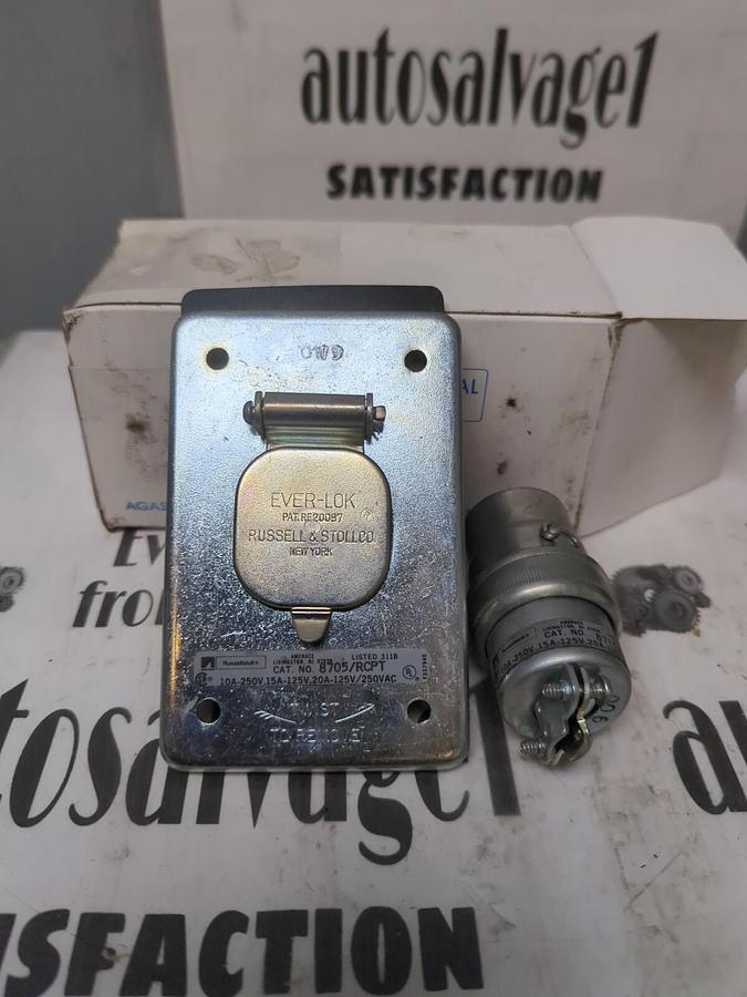 RUSELLSTOLL CO.,8705,RECEPTACLE & 8715 PLUG NEW