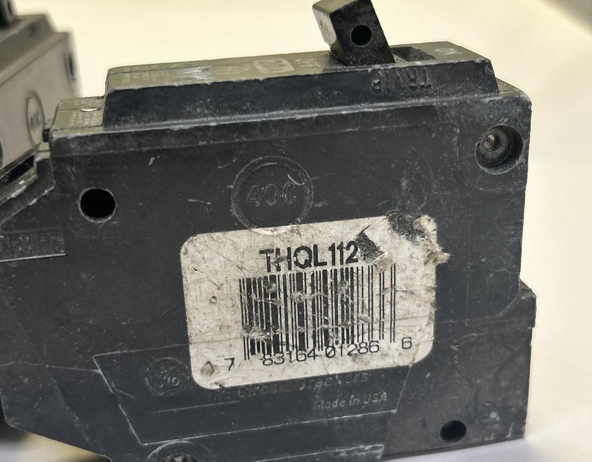 Used GENERAL ELECTRIC,THQL1120,CIRCUIT BREAKER 20A 120/240V 1P LOT OF 7