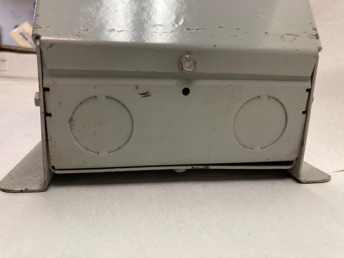 Used General Electric,Model 9T51B8,1-Phase Dry Type Transformer 060Hz