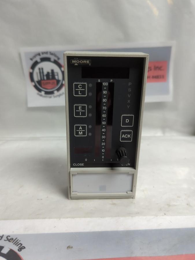 Used MOORE,16105-1,CONTROL DISPLAY ASSEMBLY REV 5 PRE-OWNED