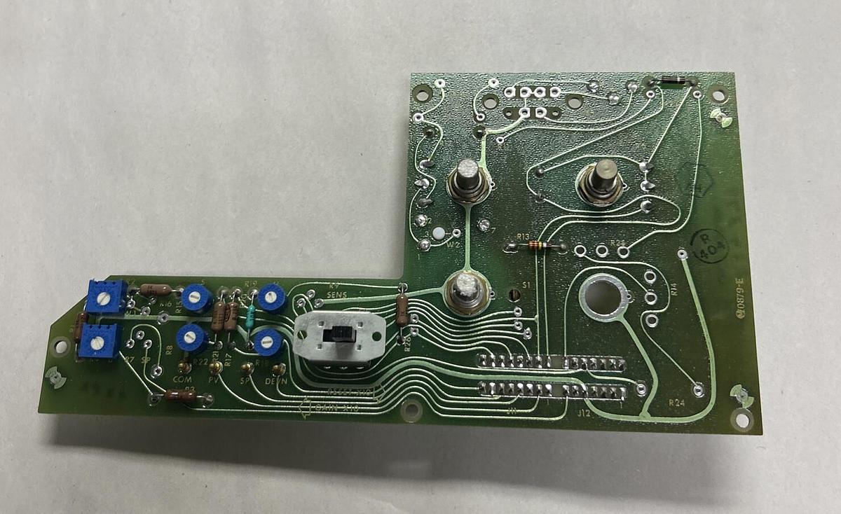 Used LEEDS & NORTHRUP,234379,CIRCUIT BOARD