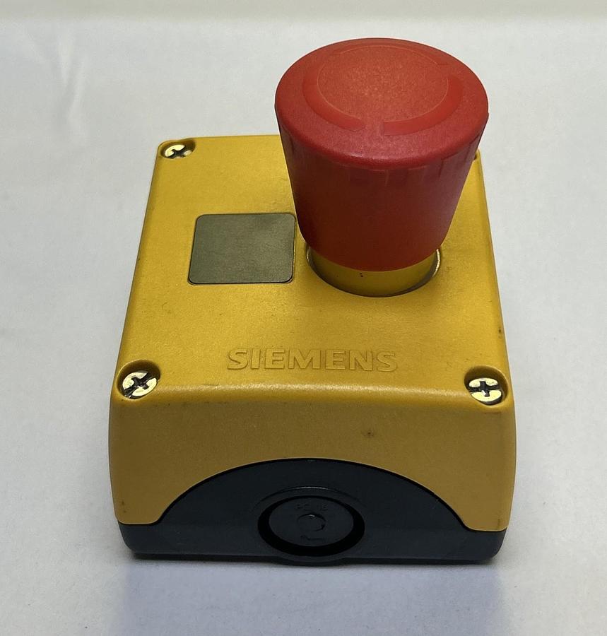 Used SIEMENS,3SB38,EMERGENCY STOP PUSHBUTTON