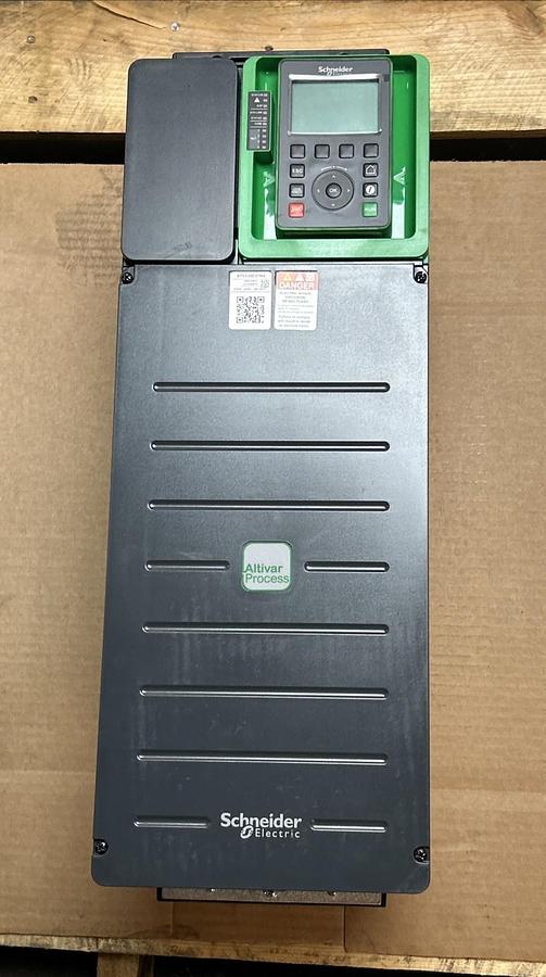 Used SCHNEIDER ELECTRIC,ATV630D37N4,VARIABLE SPEED AC DRIVE 50HP 380-480V
