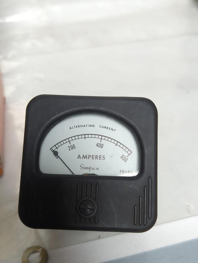 SIMPSON,SM157,PANEL METER 0-600 AMPERES NOS