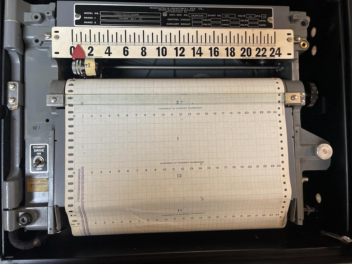 Used HONEYWELL BROWN,153X64-P12-II-III-141,CHART RECORDER