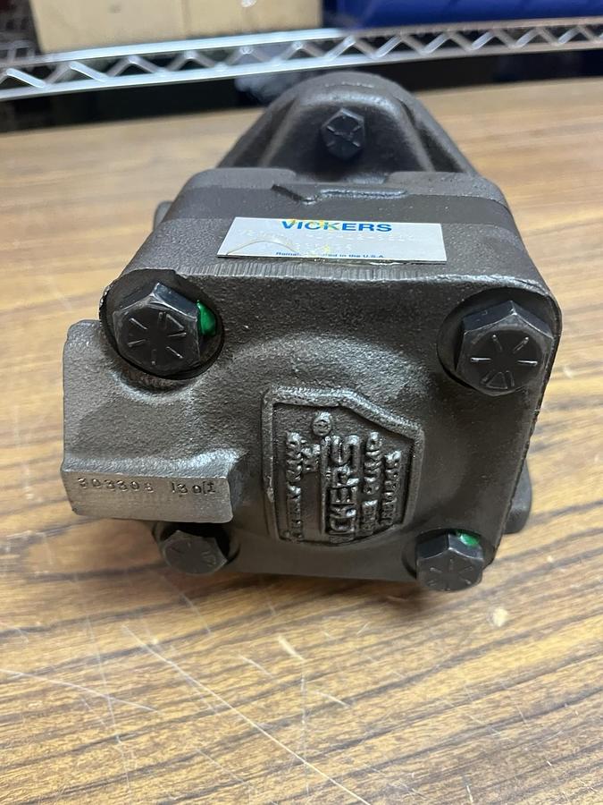 Used VICKERS,V214-8W-1C-12-S214,HYDRAULIC PUMP