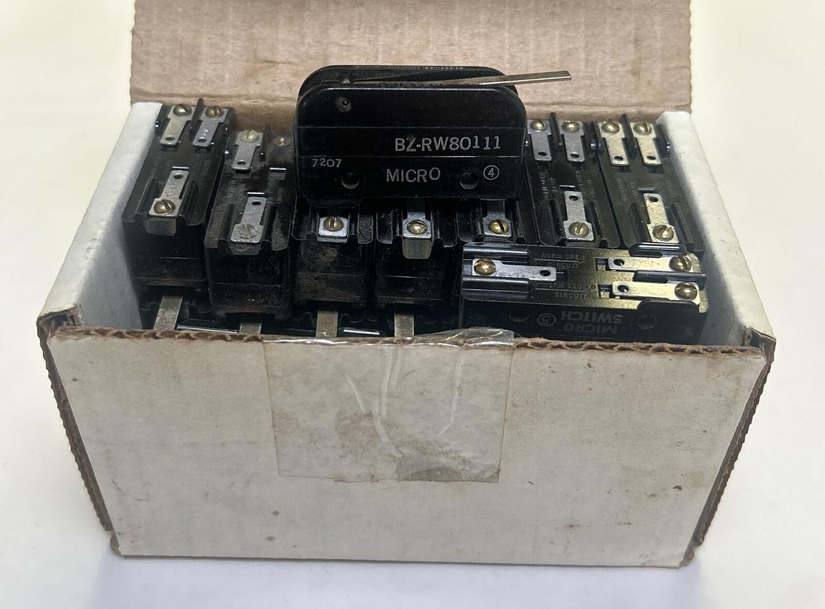 Used MICRO SWITCH,BZ-RW80111,LIMIT SWITCH LOT OF 27