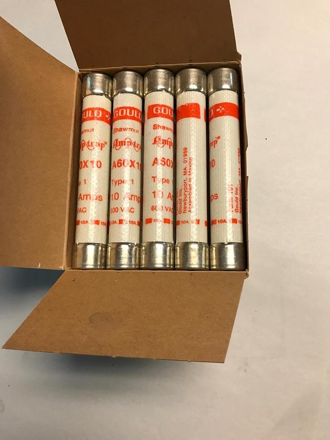 Used Gould Shawmut,A60X10-1,10 AMP Fuses Box 0f 10