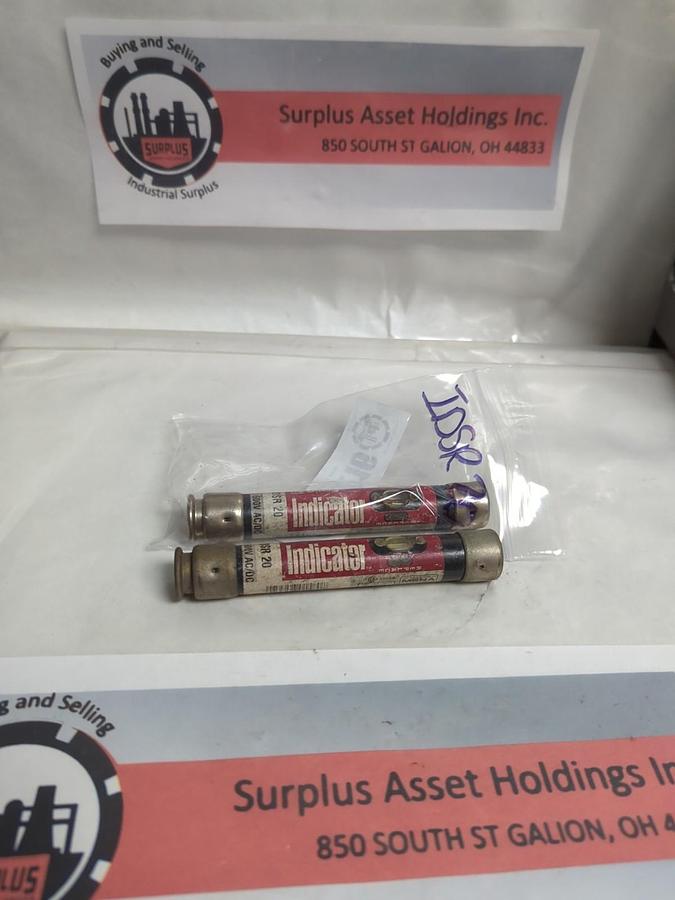 Used LITTELFUSE,IDSR-20,INDICATOR FUSE 20 AMP LOT OF 2 PRE-OWNED