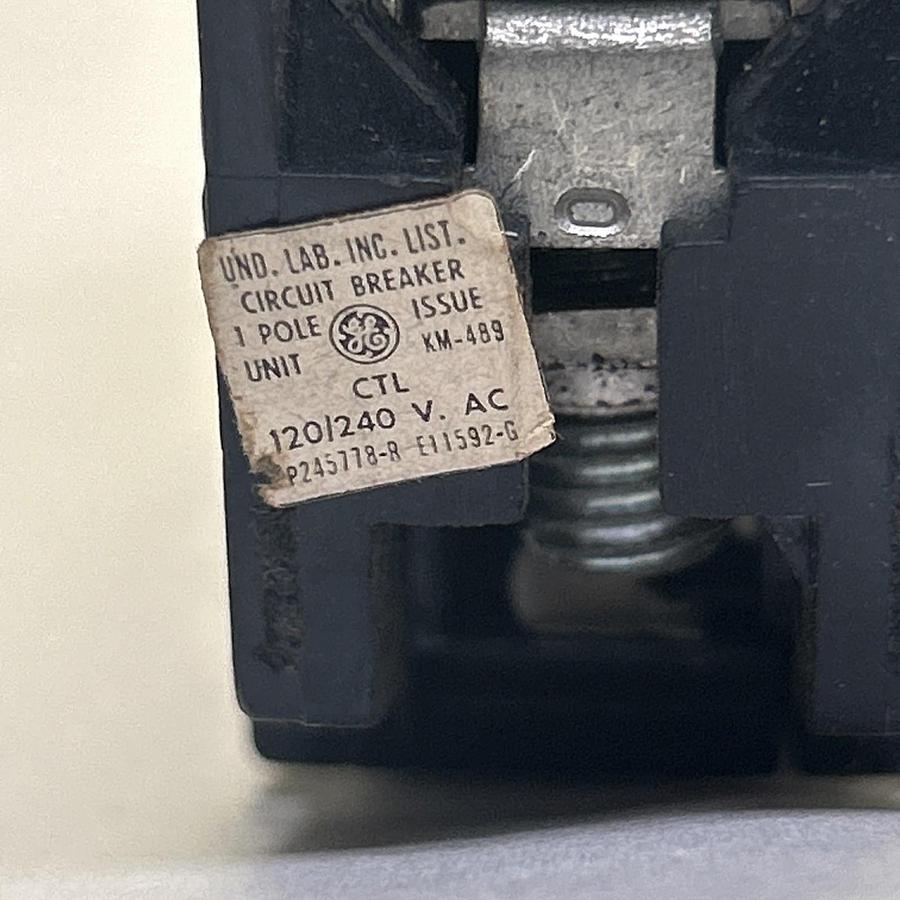 Used GENERAL ELECTRIC,TQL1120,CIRCUIT BREAKER 20A 120/240V 1P