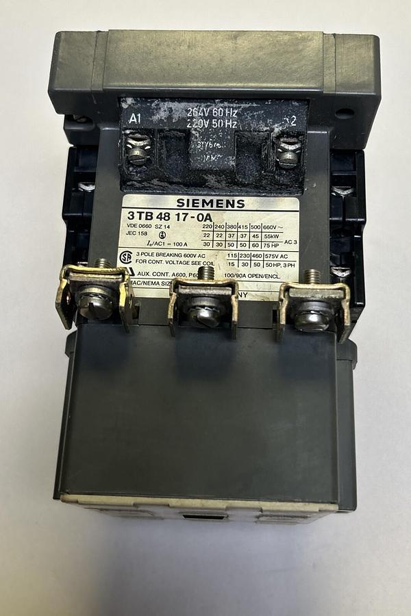Used SIEMENS,3TB4817-0A,CONTACTOR SIZE 3 600V
