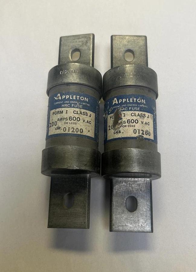 Used APPLETON,01200,FUSE 200A 600V LOT OF 2