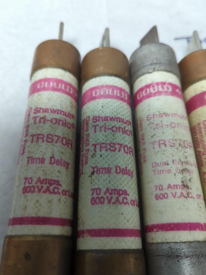 Used GOULD SHAWMUT,TRS70R,TRI-ONIC 70 AMP FUSE LOT OF 4 PRE-OWNED