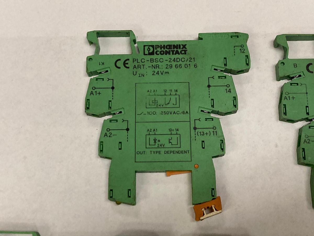 Used Phoenix Contact,PLC-BSC-24DC/21,Relay Base 2966016 250VAC/6A LOT OF 5