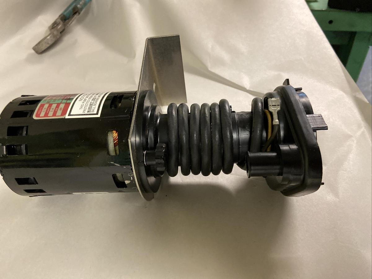 Centriflo Milton Roy,XGPP-8Y-1,Pump 1/30Hp 115V 3000RPM