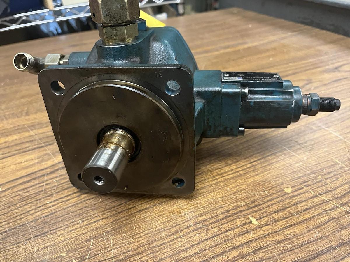 Used REXROTH,PV7-20/20-20RA01MA0-10,HYDRAULIC VANE PUMP