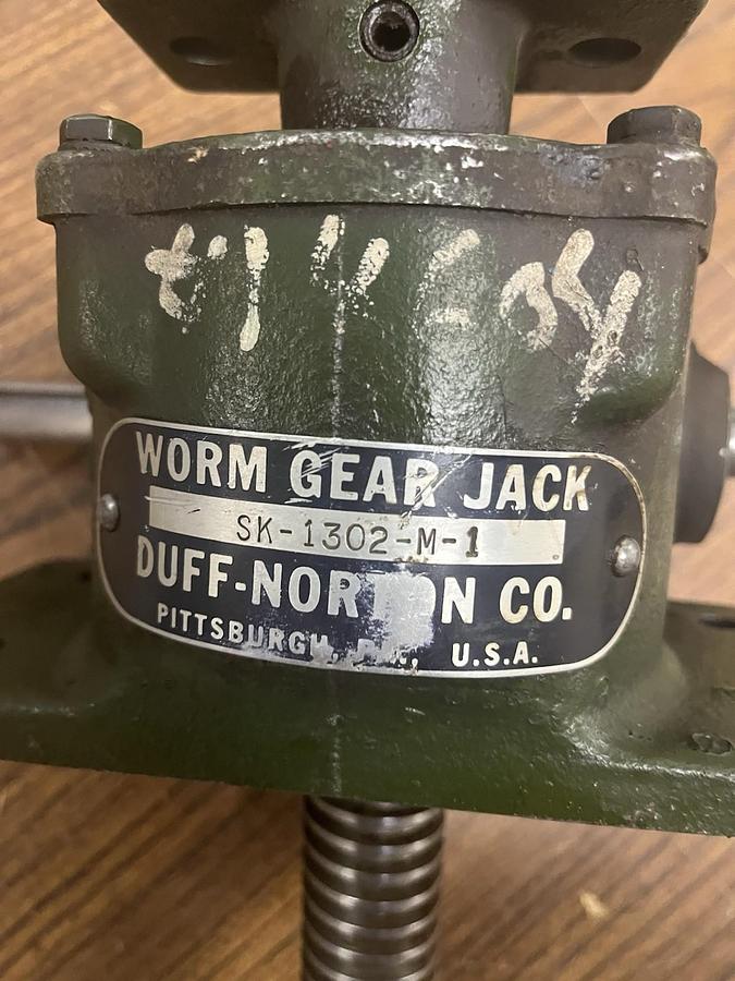 Used DUFF NORTON,SK-1302-M-1,WORM GEAR JACK
