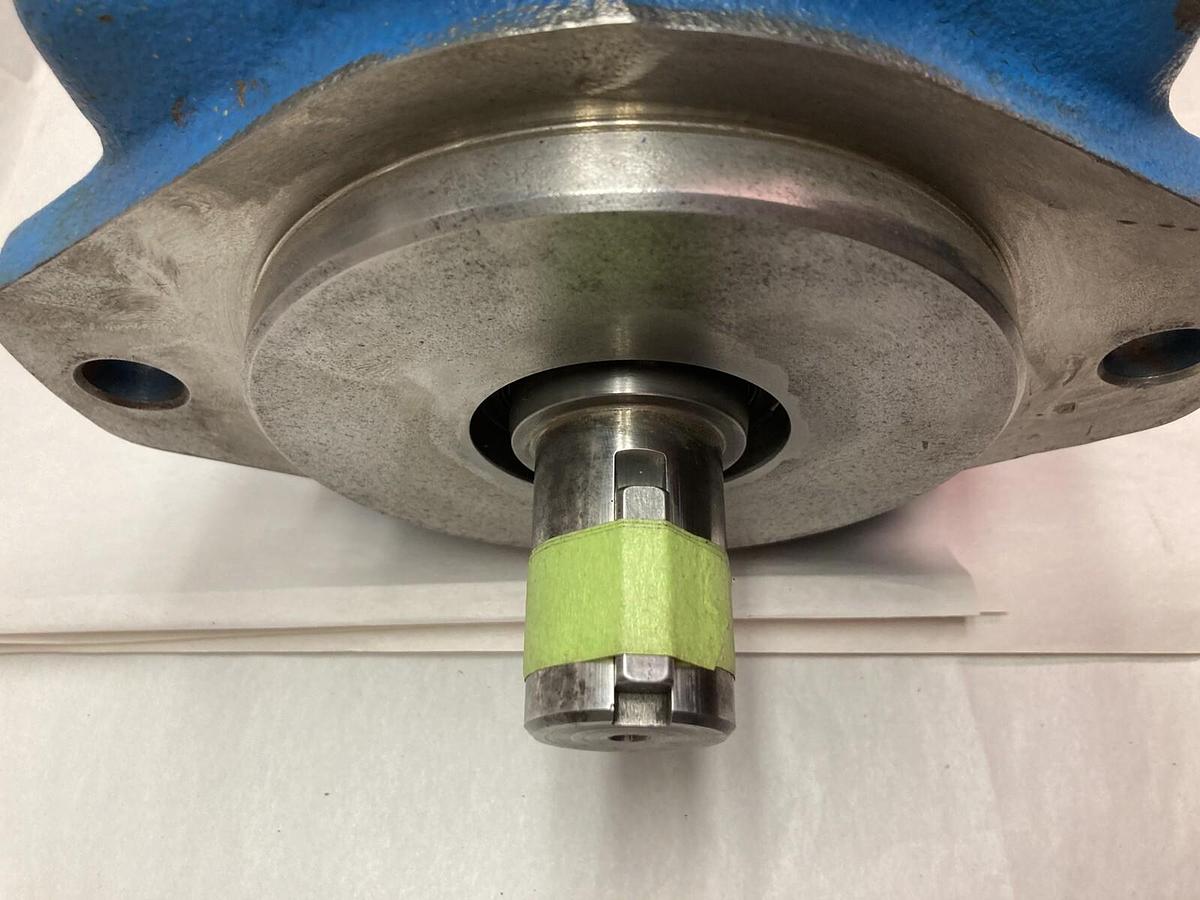 Used Vicker,02-137399-3,Vane Pump 4520V60A14 1CC22R