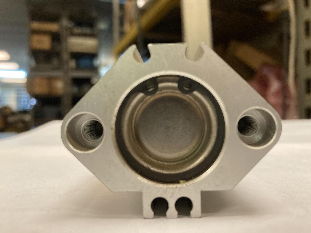 Used SMC,MKB25-20LZ,Cylinder Rotary Clamp