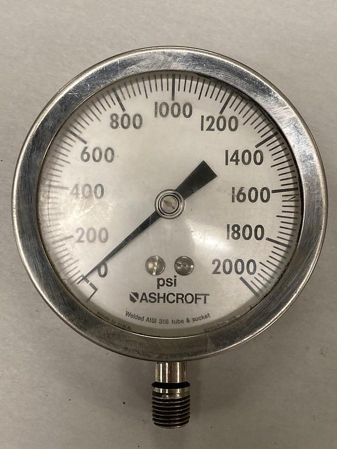 Used Ashcroft Welded Aisi,316,Tube & Socket USA Gauge 0-2000 PSI 3/8 INCH