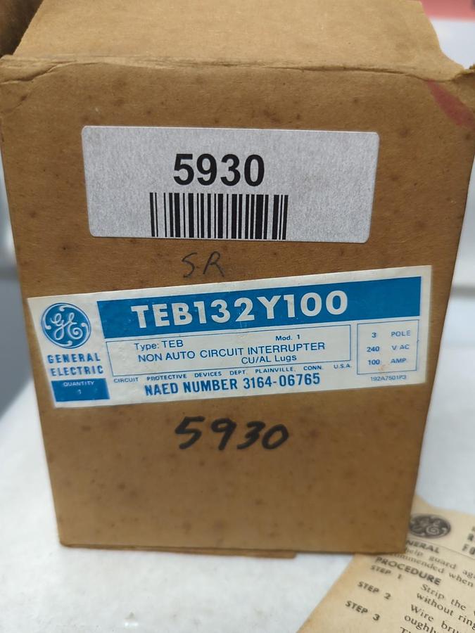 GENERAL ELECTRIC,TEB132Y100,CIRCUIT BREAKER 3-POLE 100 AMP NOS