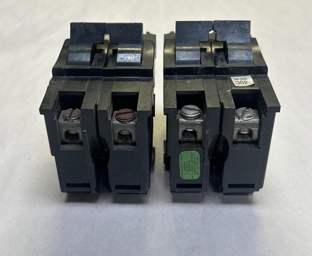 Used FEDERAL PACIFIC,NA220NI,CIRCUIT BREAKER 20A 120/240V 2P LOT OF 2