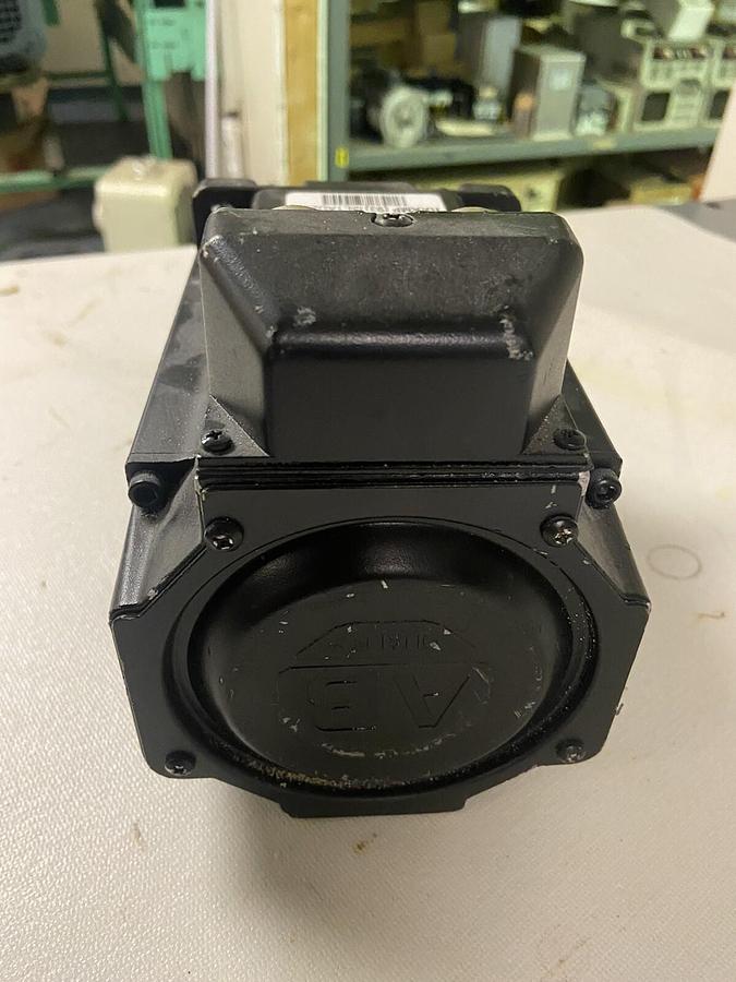 Used Allen Bradley,MPL-A4530F-HK22AA,Series A Servo Motor