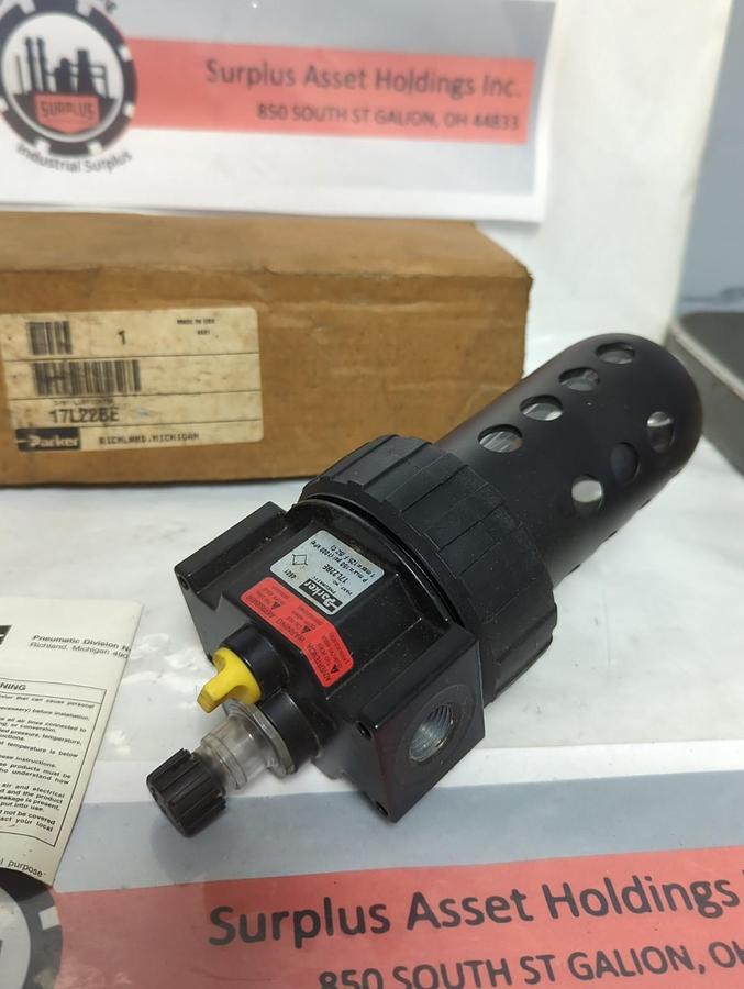 PARKER,17L22BE,3/8 INCH LUBRICATOR NOS