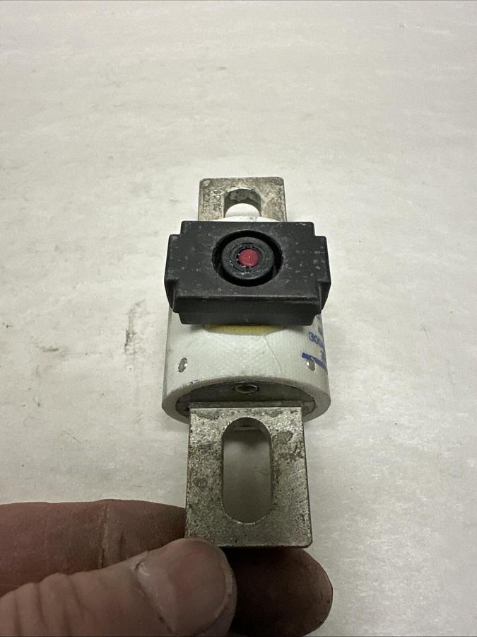 Ferraz-Shawmut,A30QS300-4IL,Semiconductor Fuse 300Amp 300VAC